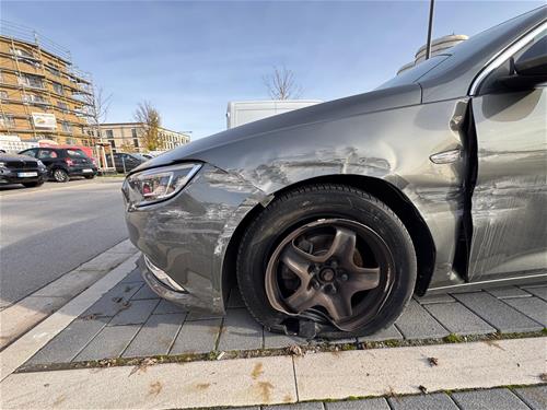 Shes veturen Opel Insignia Sport 1.6 Dizel - Manual, 2017