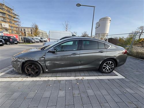 Shes veturen Opel Insignia Sport 1.6 Dizel - Manual, 2017