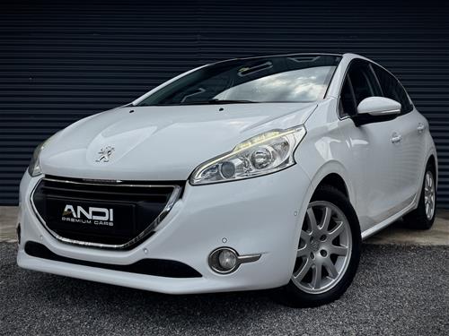 Peugeot 208 1.6 Blue-HDI Automatik 2014