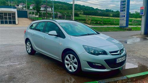 Shes veture Opel Astra