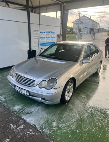 Mercedes Benz C270