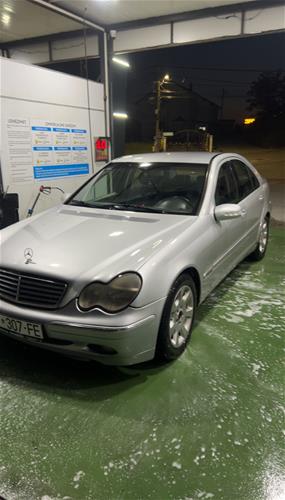 Mercedes Benz C270