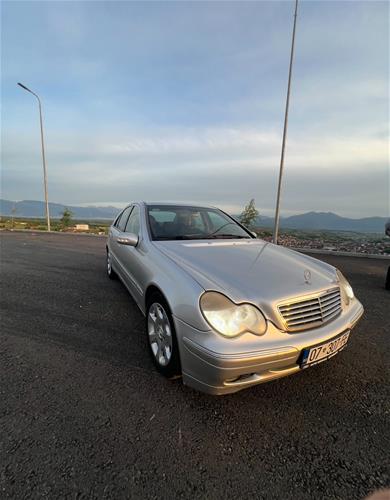 Mercedes Benz C270