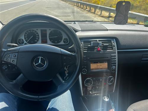 Mercedes B200 2011
