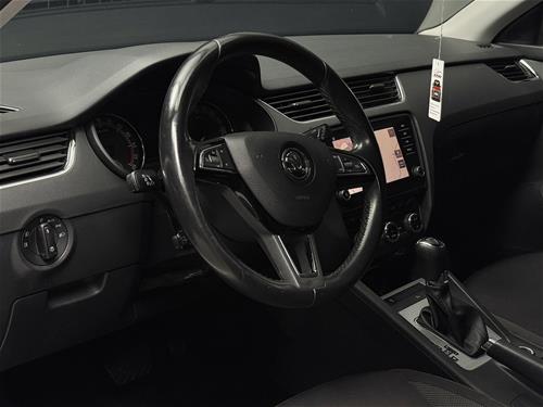 SKODA OCTAVIA 1.6 TDI - DSG - BLUEMOTION