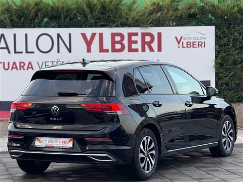 VW GOLF VIII ACTIVE 2.0 TDI AUTOMATIK 2022