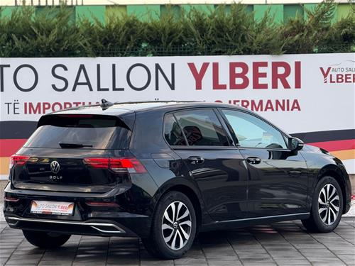 VW GOLF VIII ACTIVE 2.0 TDI AUTOMATIK 2022