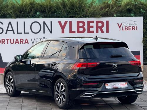 VW GOLF VIII ACTIVE 2.0 TDI AUTOMATIK 2022