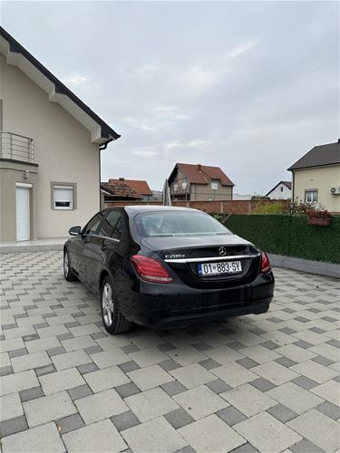 Shes Mercedes c200d