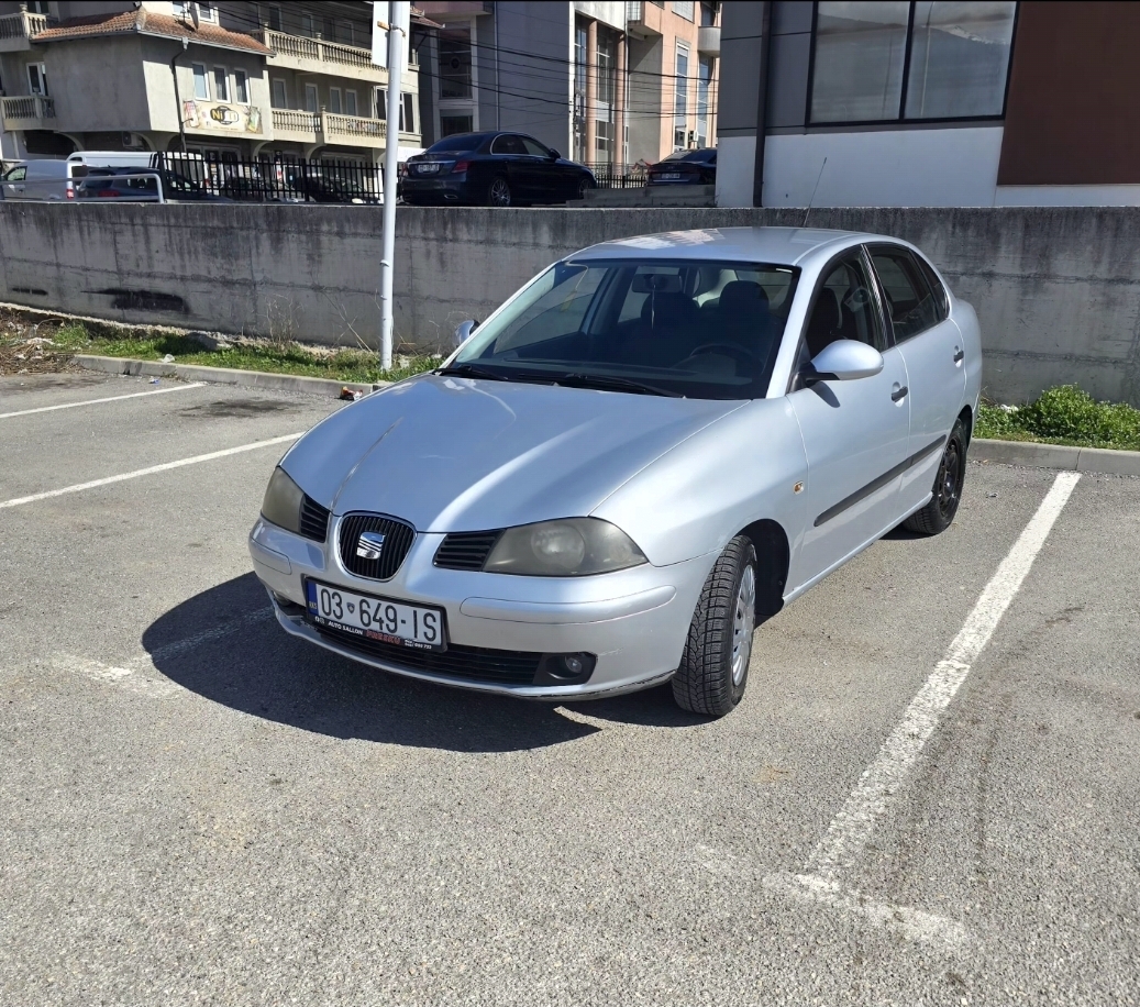 Shitet Sest Cordova 1.4 benzin