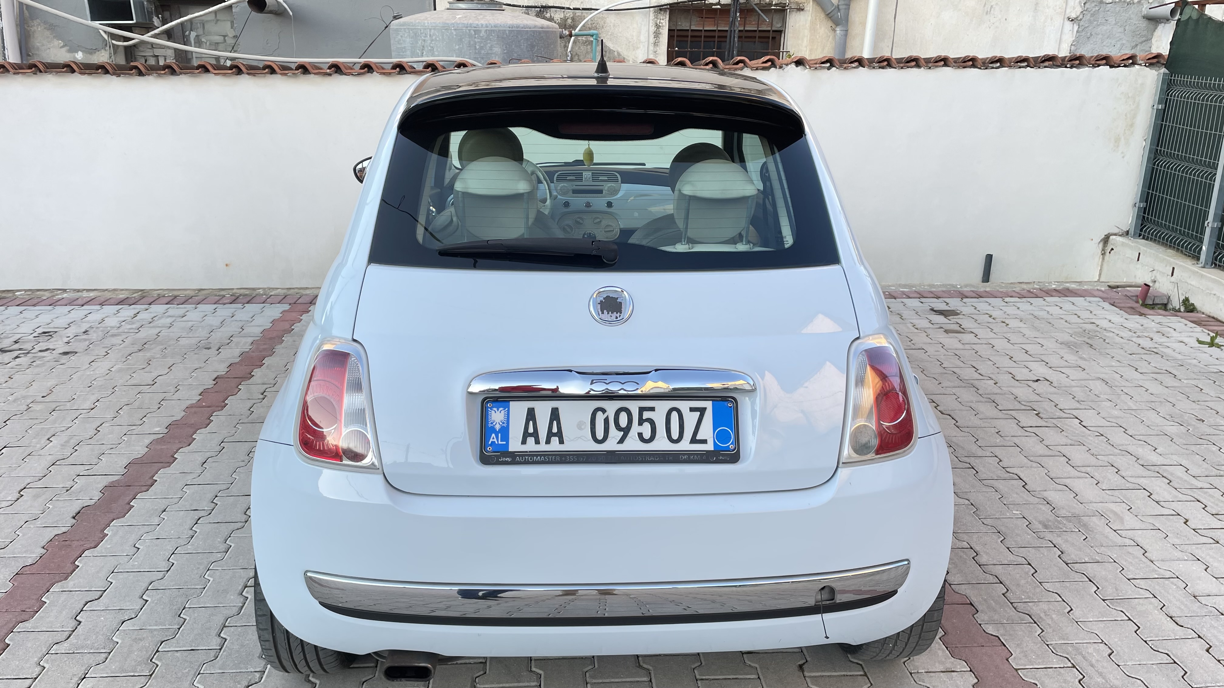 Shitet Fiat 500 .Viti 2010 Benzine1.3