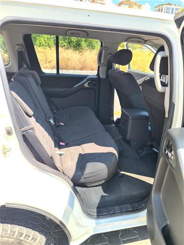 Shitet ose nderrohet Nissan Pathfinder