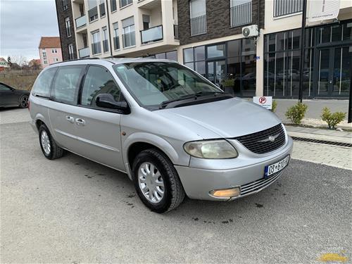 Chrysler Voyager 3.3 Automatik