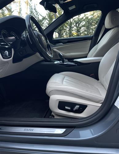 Shes BMW G30 520d