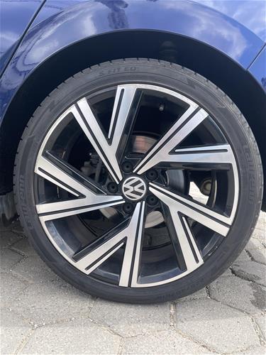 Volkswagen Golf 8 2.0 2020 TDI DSG