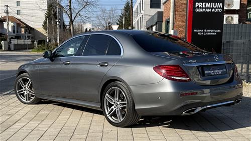 Mercedes Benz E220 Amg Line