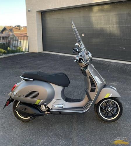Shes Vespa GTS 2023 Super Tech