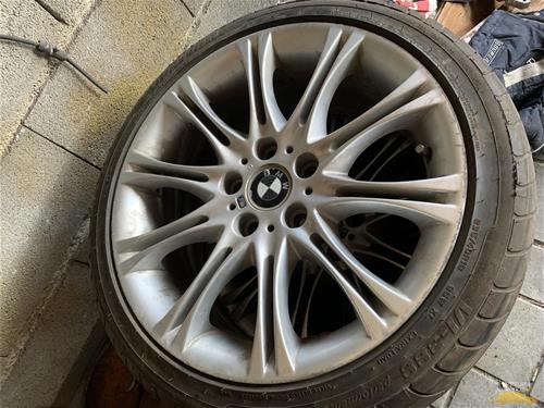 Fellne BMW M5 E60-E61 18col