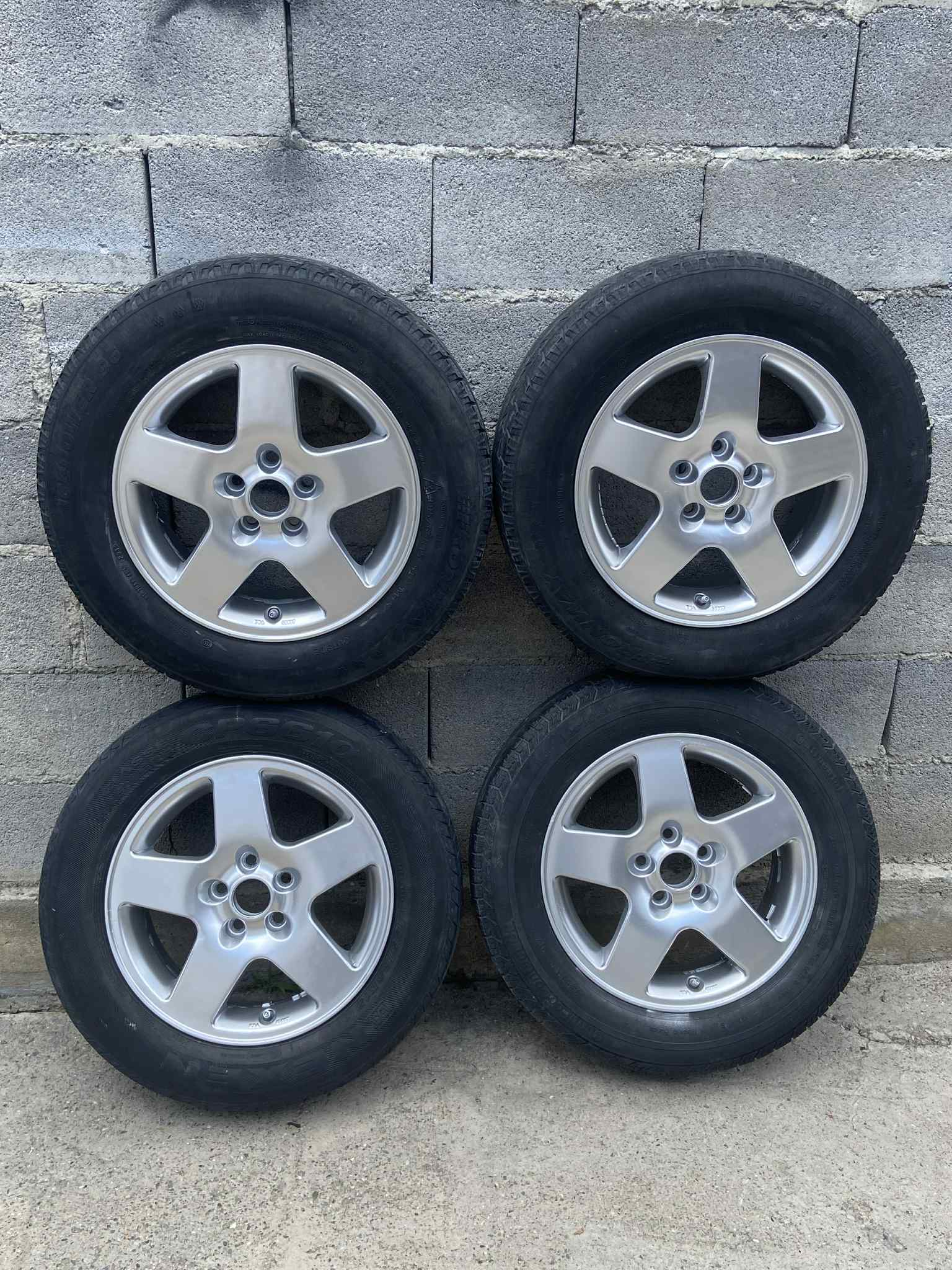 Fellne me goma 195/65/R15